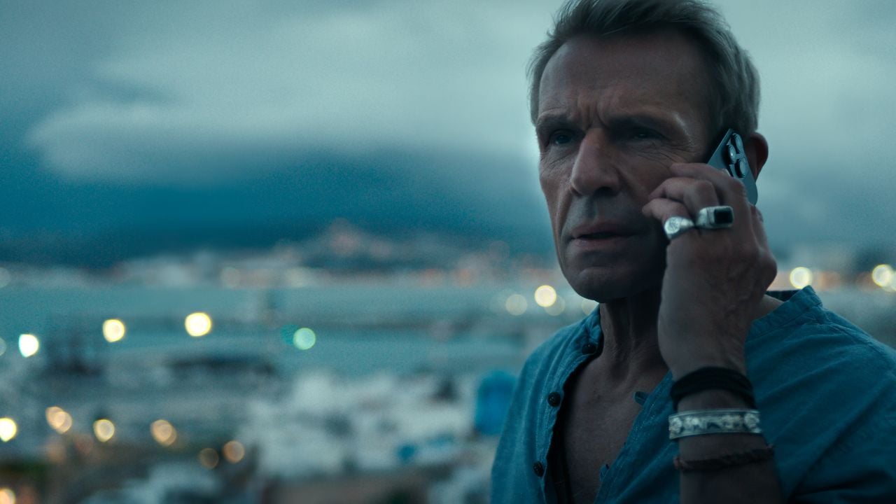 Richard (Lambert Wilson) cannot be sure whether his lover will only use it or not.