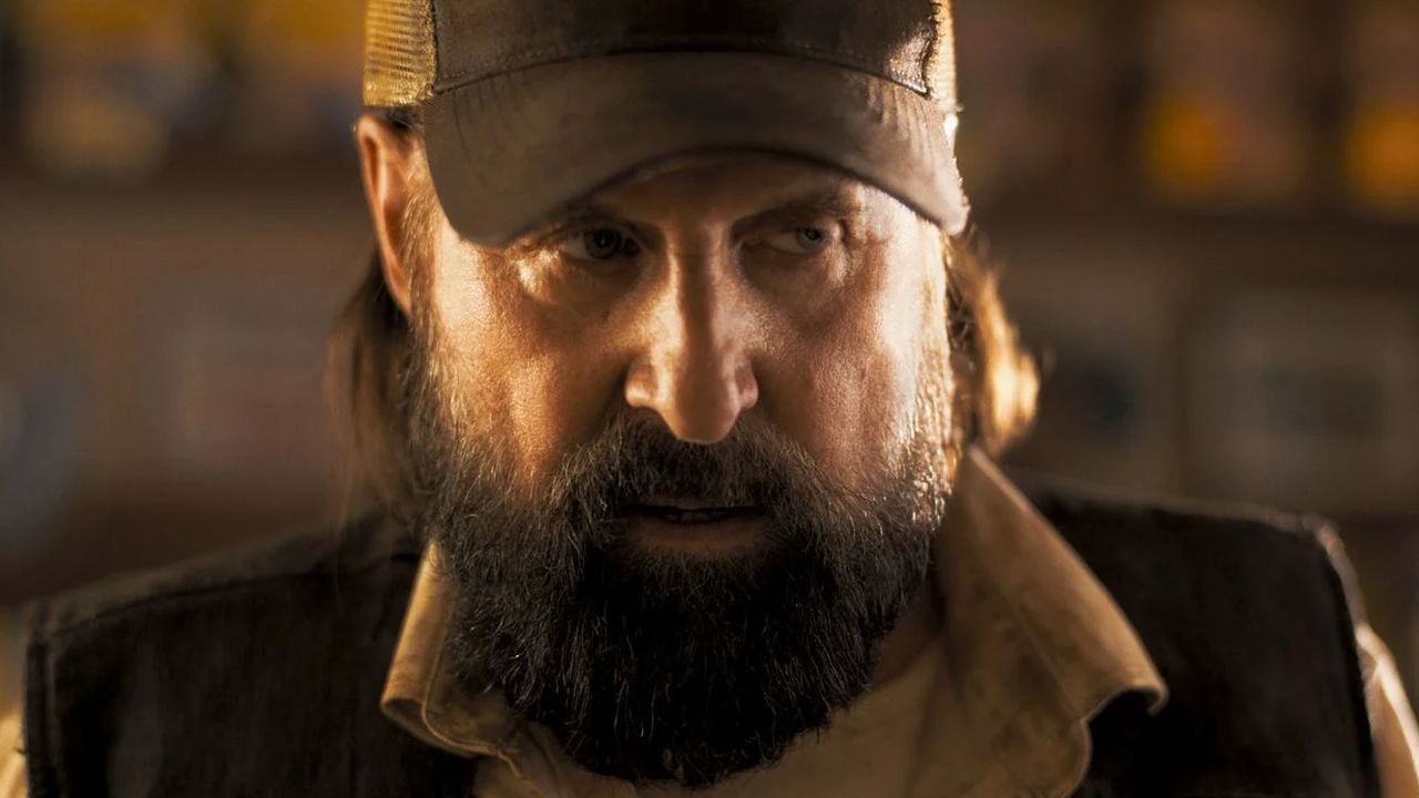 The shady Dr. Hill (Peter Stormare) should know many fans from the games
