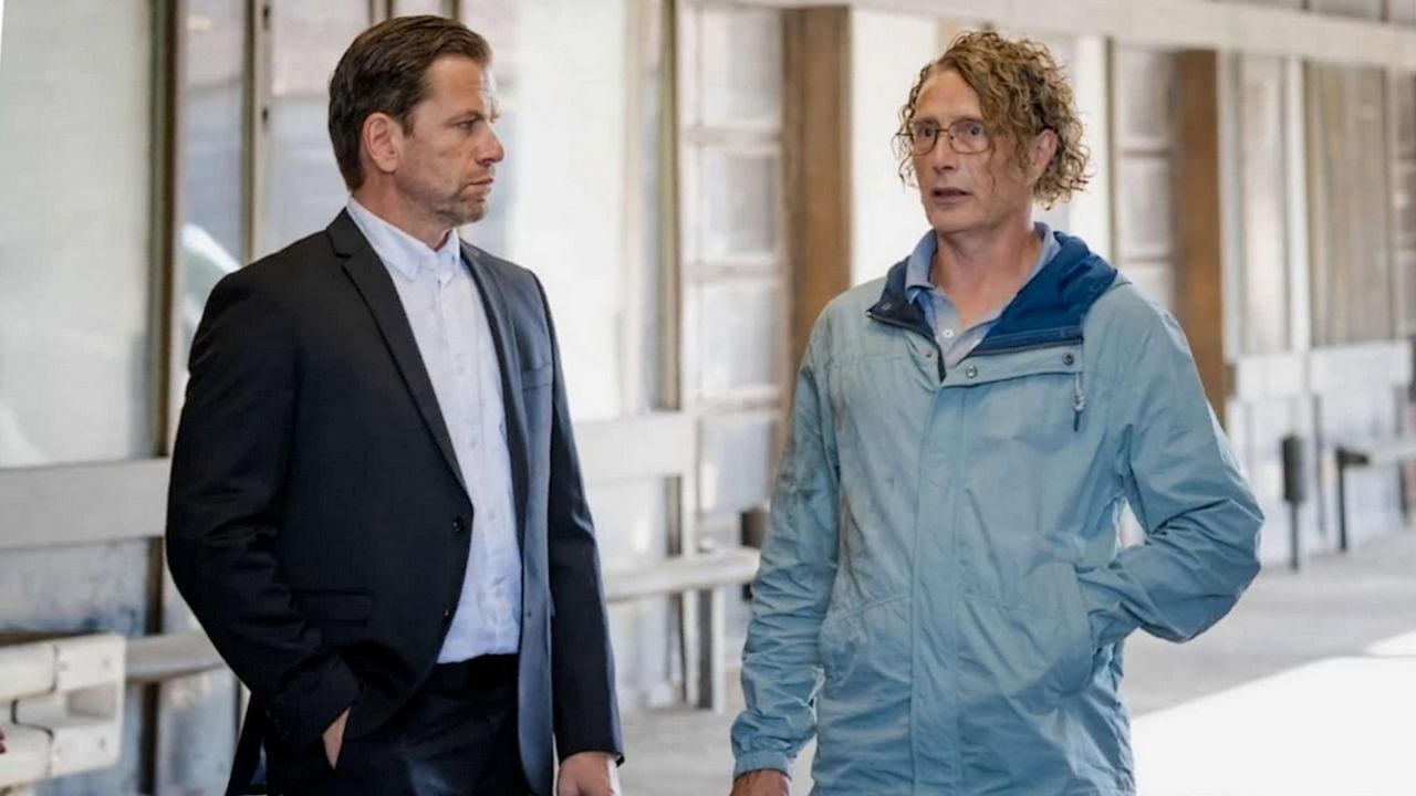 Does the film drift a clever game with topics such as identity or does it result in pure malicious joy? This is not always clear in