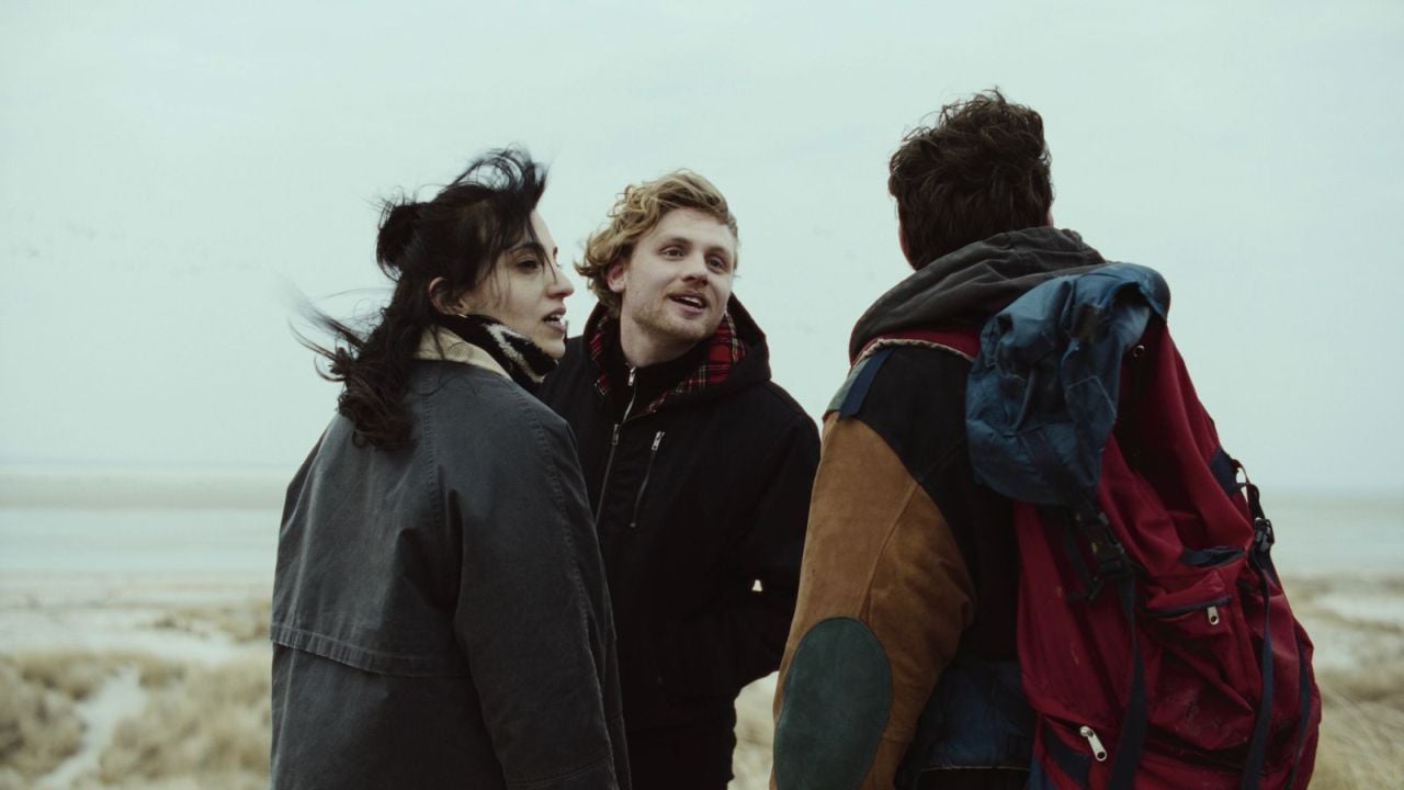 The only problem is that nobody understands why Fiete (Leonard Schleicher) and Amiri (Zeynep Bozbay) don't just go home ...