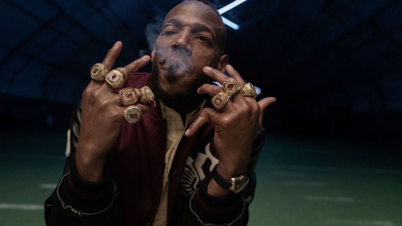 With eight Super Bowl wins, Isaiah White (Marlon Wayans) is undoubtedly the Goat!