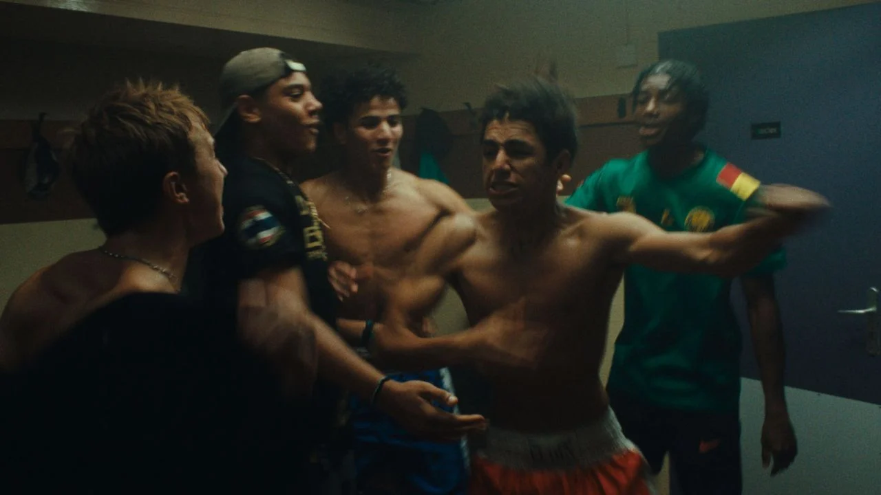 There is no room for weaknesses in the locker room; only the strongest reacts here.