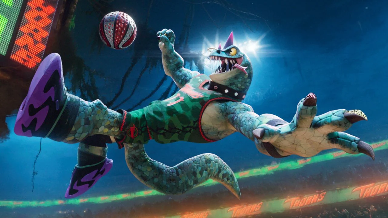 Komodo dragon Modo delivers some of the biggest laughs in the film.