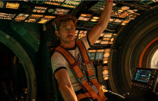 Ryan Gosling in "The Astronaut" in the space capsule