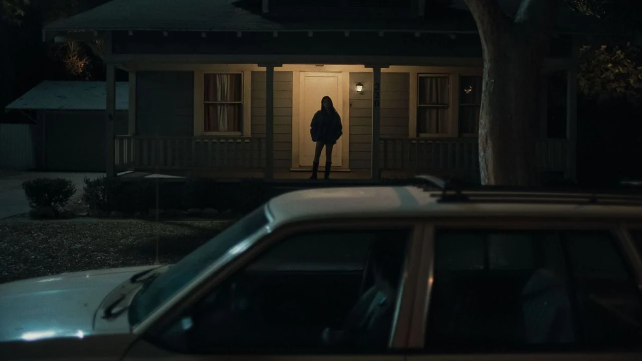 It is precisely in the car that the gore outbreak takes place, because of which “Obsession - You Should Love Me” was almost given an NC-17 rating, which is extremely rare for studio films.