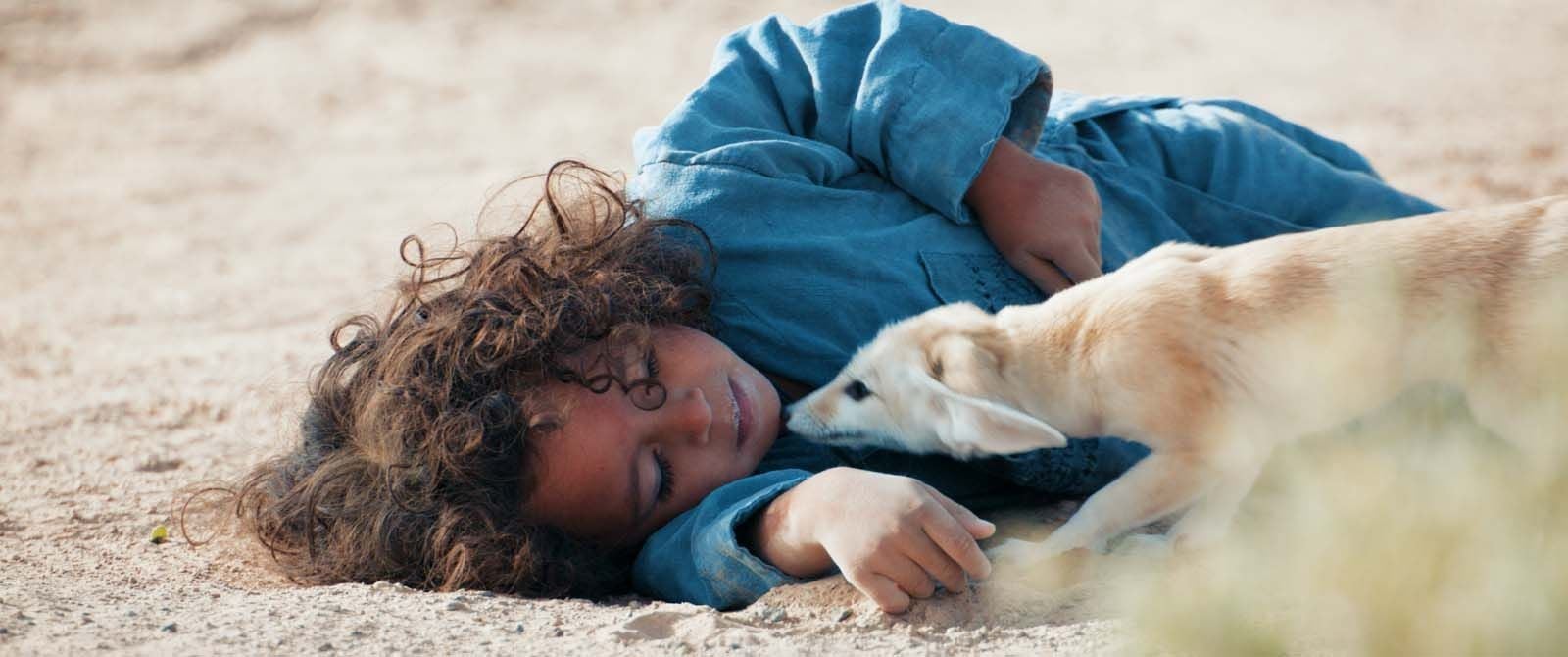 Hadara (Nahel Tran) makes many animal friends in the desert.