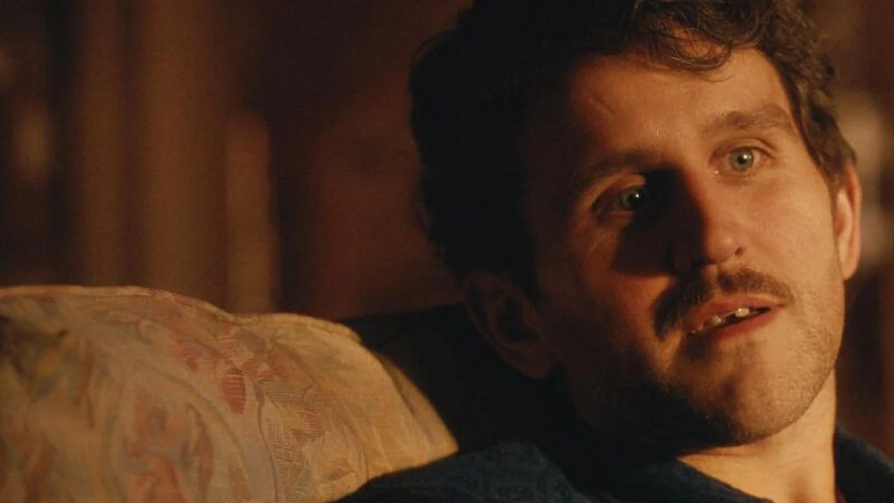 After “Pillion” last year, the former “Harry Potter” villain Harry Melling is now developing into a real indie darling!