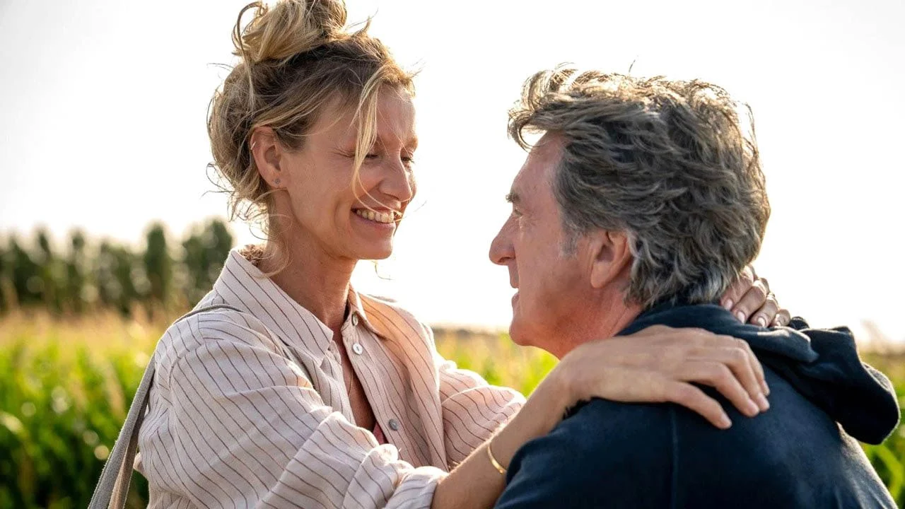 Alexandra Lamy and François Cluzet simply harmonize perfectly on screen.