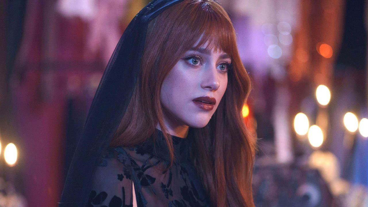 Lili Reinhart understands exactly what kind of film she is starring in - but Apple remains a rather pale leader.