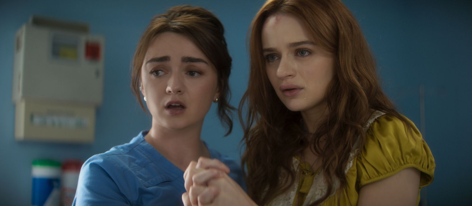 The next generation of Owens women: Will Kylie (Joey King) and Antonia (Maisie Williams) also have to face the family curse?