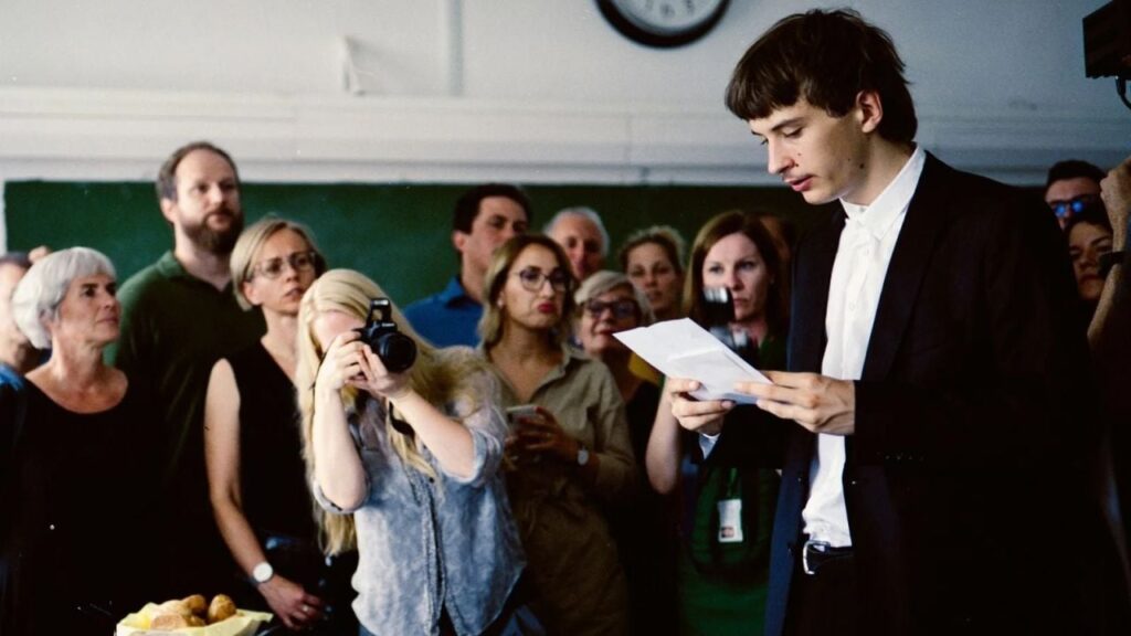 An explanation for everything


 movie review