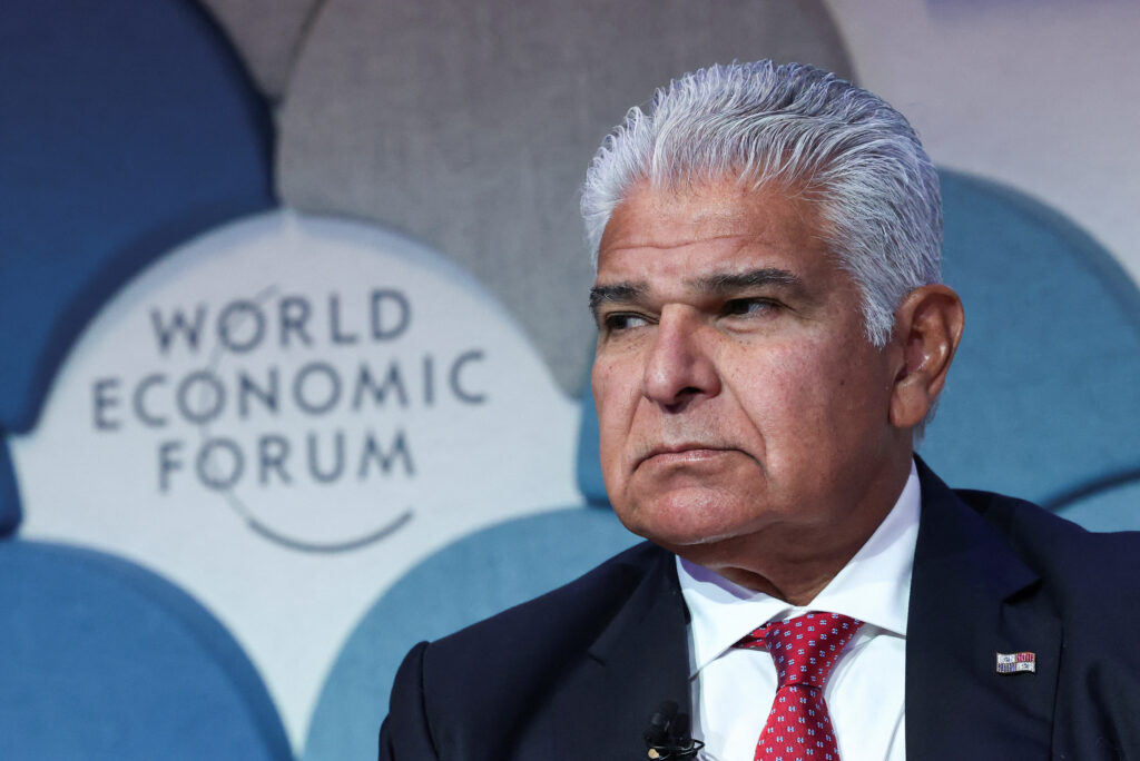 "Be serious," says the president of Panama when asked about Trump's "invasion"