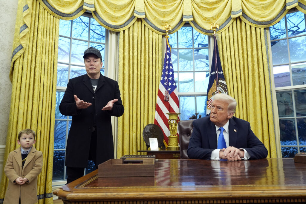 Blanca says that Elon Musk is Trump's advisor and not the Doge administrator