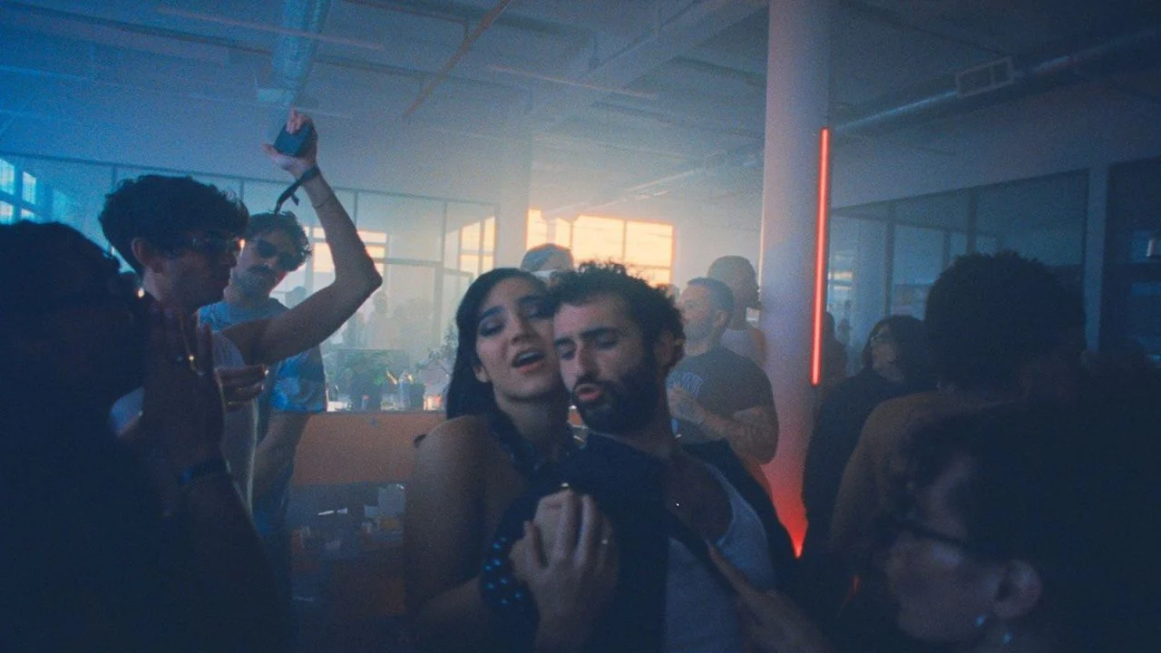 Peter (Jordan Firstman) is a legend in New York's sex-and-drugs party scene. But that doesn't make him a perfect father, does it?