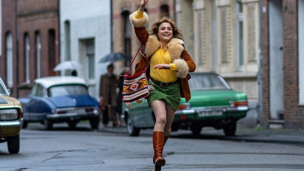 Cologne 75


 movie review