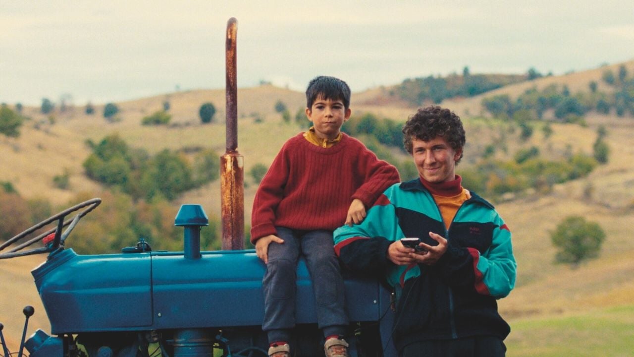 In the title role, Arif Jakup exudes a youthful joy of life that is hard to resist.