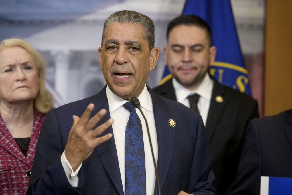 Democratic response: Trump tries to create "kingdom of terror" with migration policy