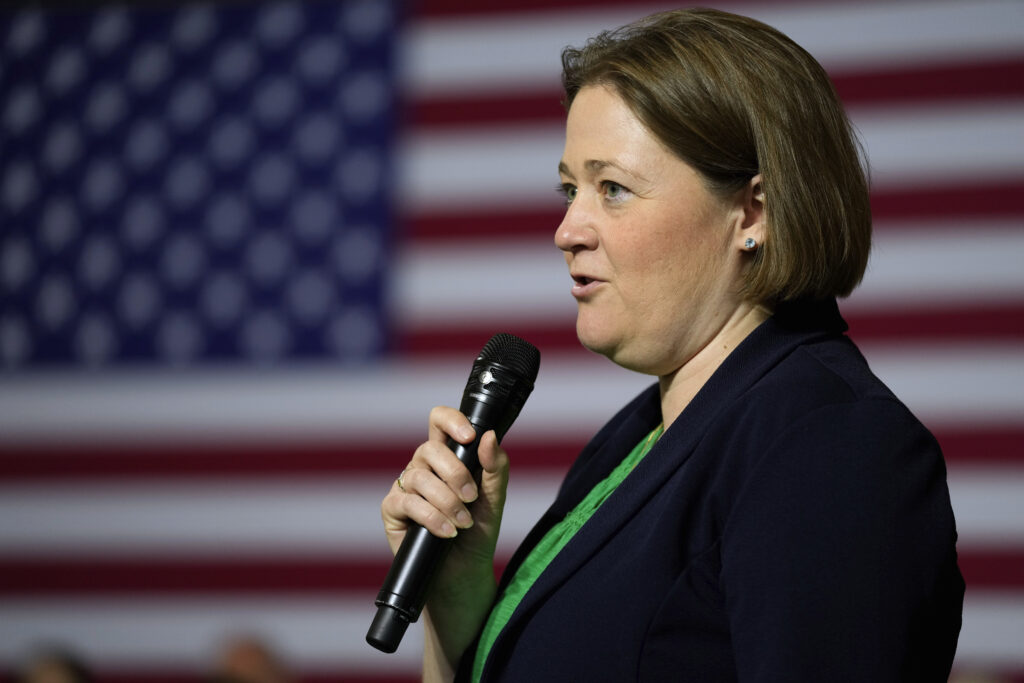 Federal judge allows Iowa to continue challenging voter rolls