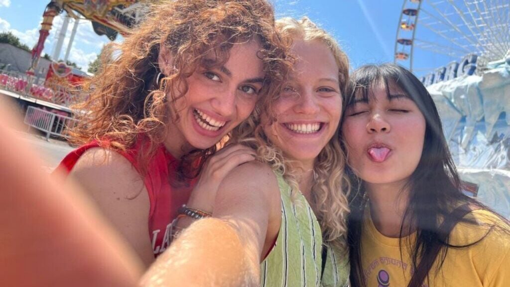 Girl


 movie review