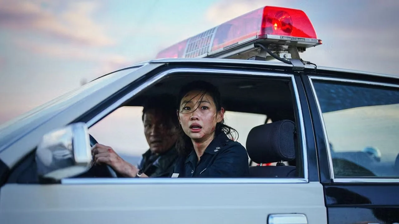 “Squid Game” star Jung Ho-yeon immediately becomes an audience favorite in her first film role.