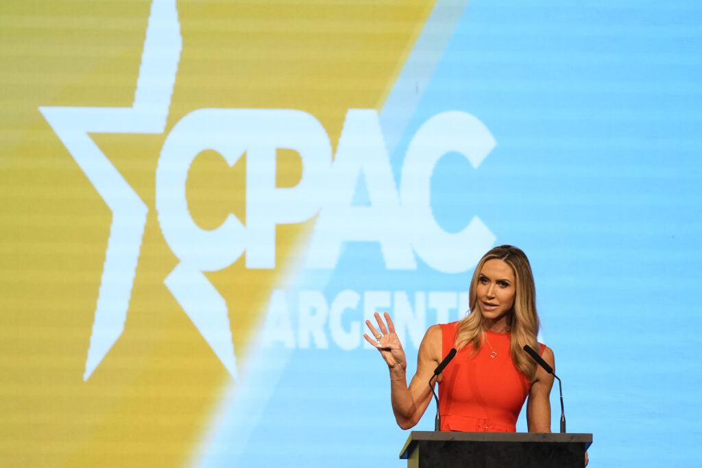 Lara Trump gives an example to the Milei government at a summit of conservative leaders