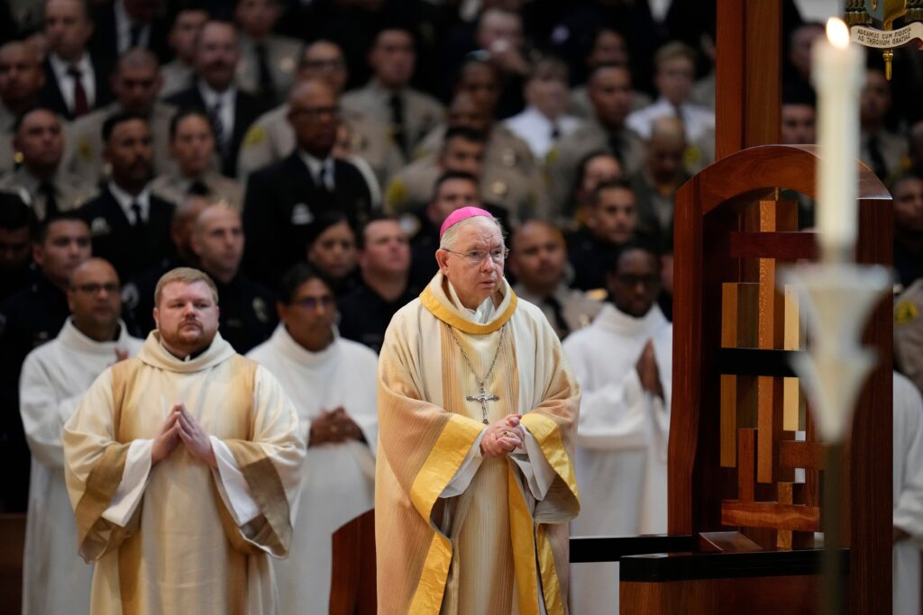 Los Angeles Church agrees to pay $880 million to abuse victims