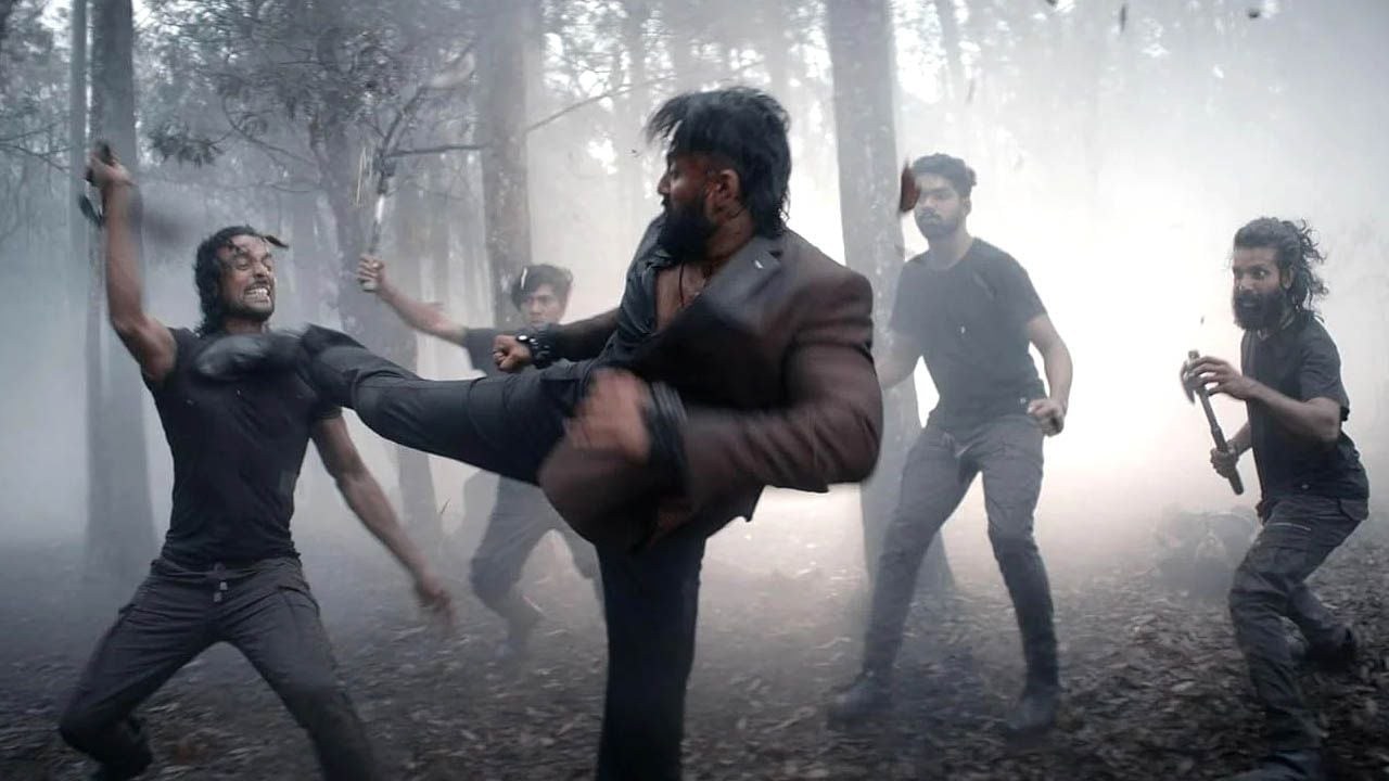 Marco (Unni Mukundan) slaughters his opponents mercilessly.