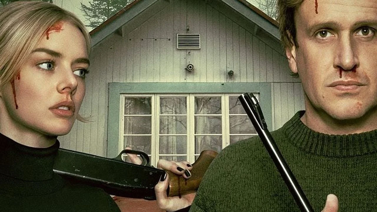 Married couple Dan (Jason Segel) and Lisa (Samara Weaving) came up with the same deadly idea at the same time!