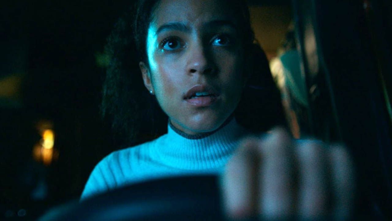 Maddie (Lou Llobell) is uncomfortable with life on the road - for good reason.