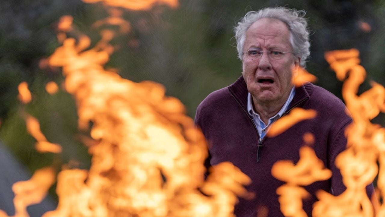 The venerable judge Stefan Mortensen (Geoffrey Rush) had imagined his stay in the nursing home much less fiery ...
