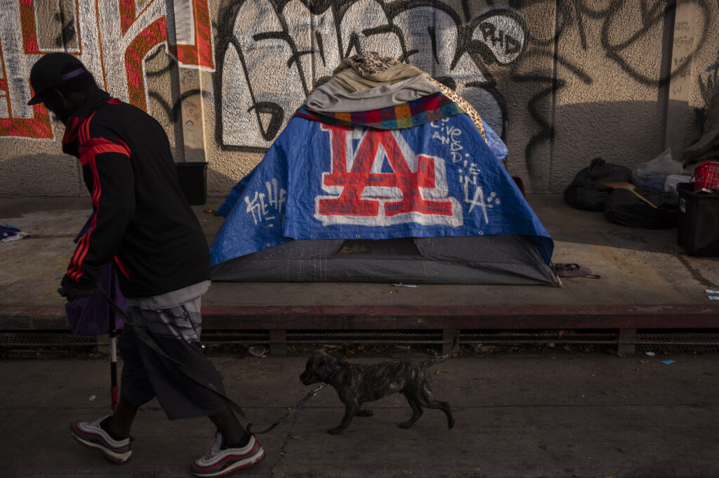 The number of homeless people in the US increases by 18%