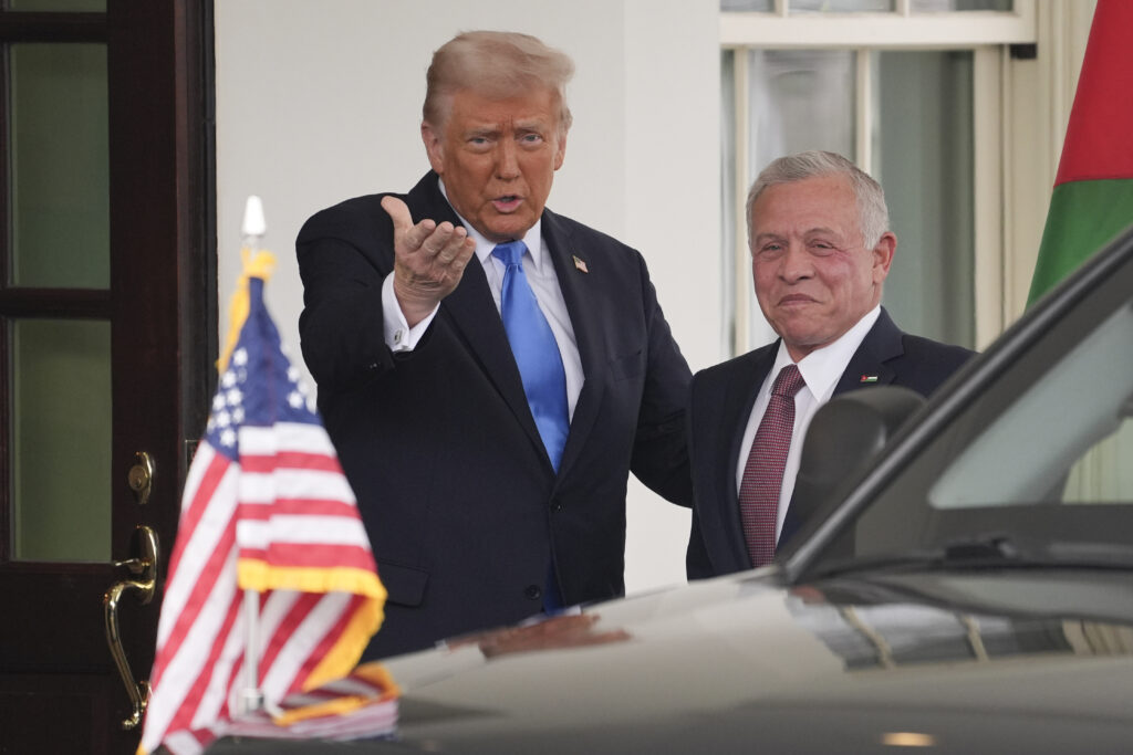Trump receives King Abdullah II of Jordan in the White House, reiterates his plan on Gaza