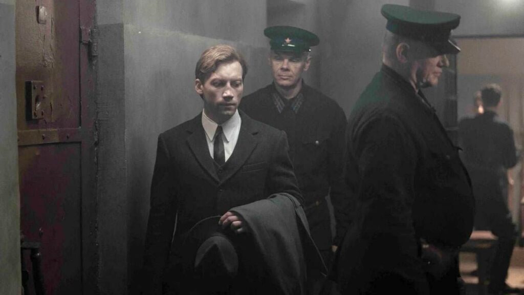 Two prosecutors


 movie review