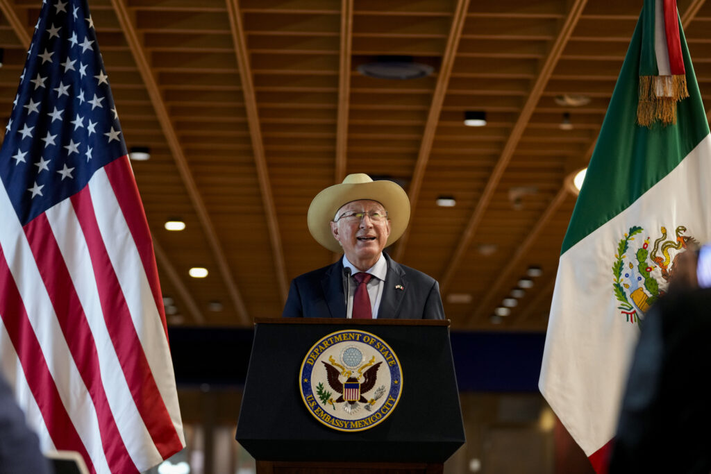 US Ambassador: Mexico rejected security aid even though its strategy did not work