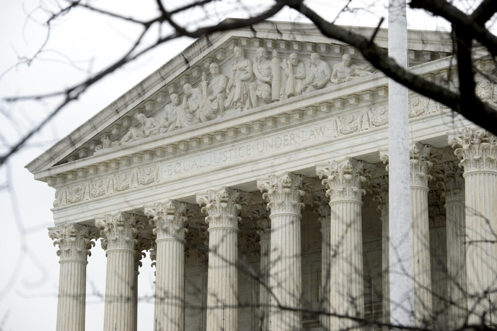 US Supreme Court rejects Trump's request to maintain frozen exterior help