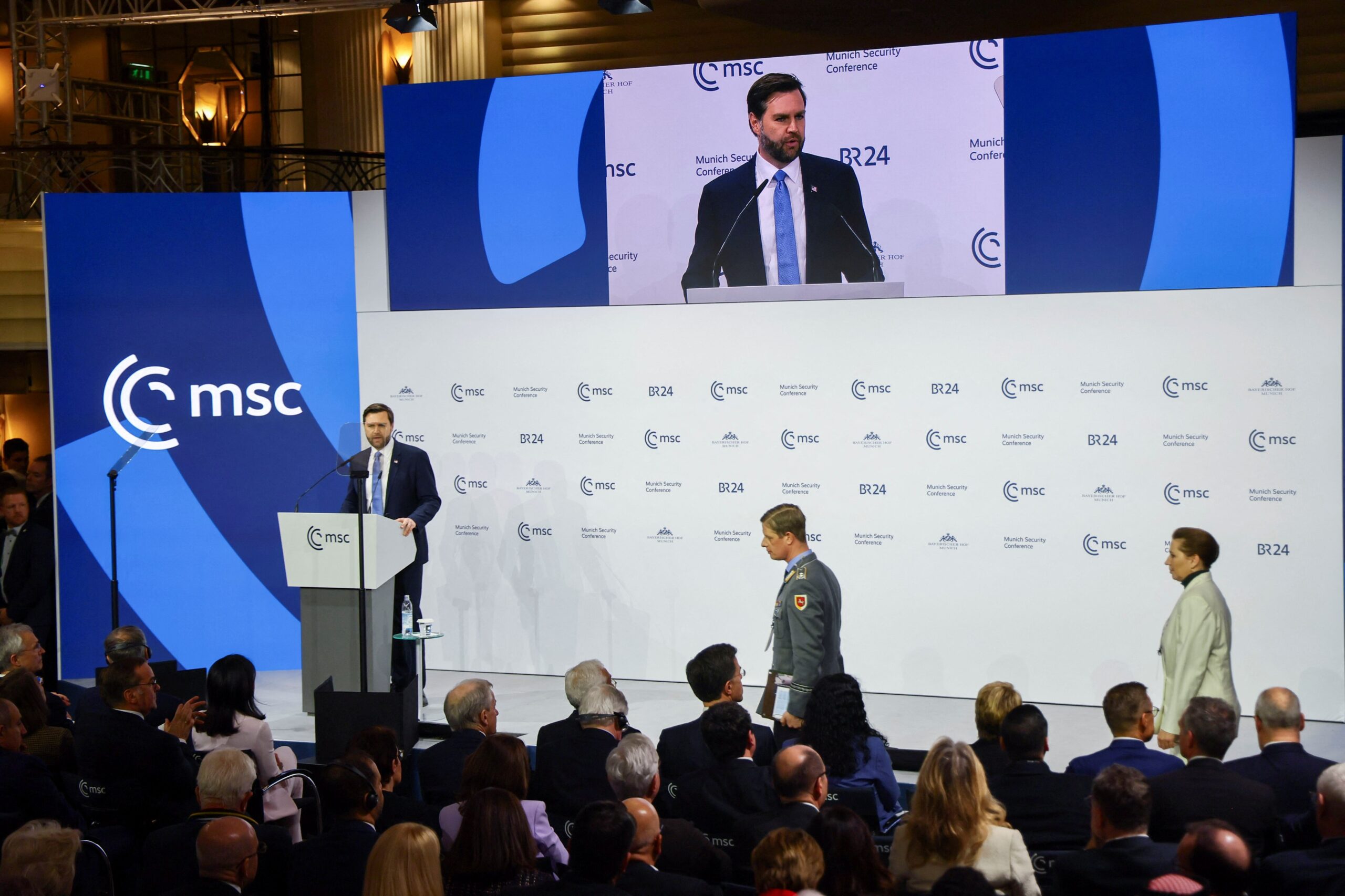 Vice President Vance warns US European allies about a "threat from within"