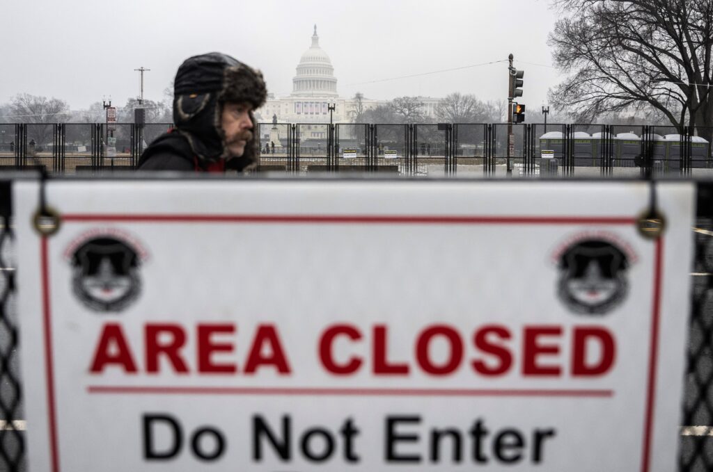 Washington prepares for Trump's inauguration