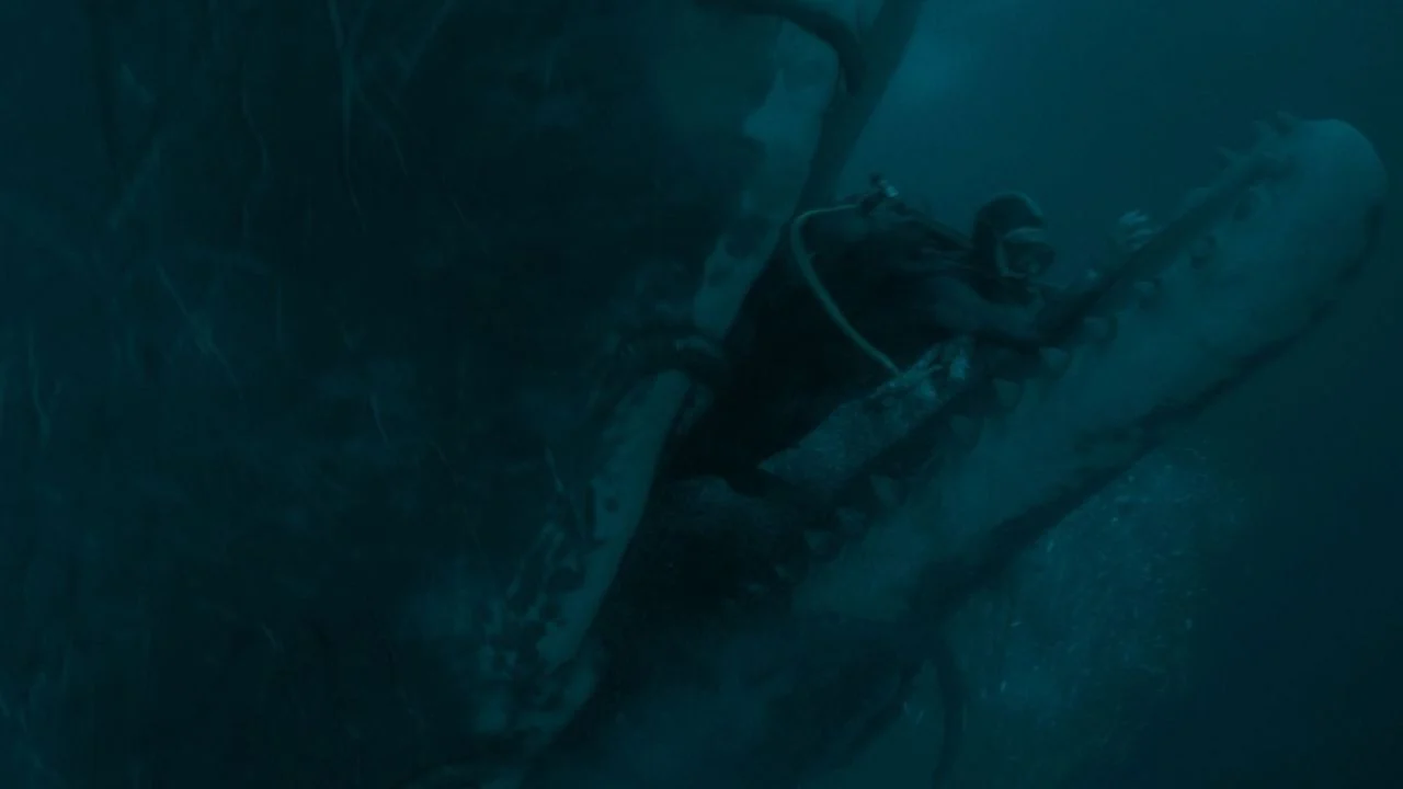 One had already hoped for it from the trailer: Brian Duffield stages the crazy premise as believably as possible.