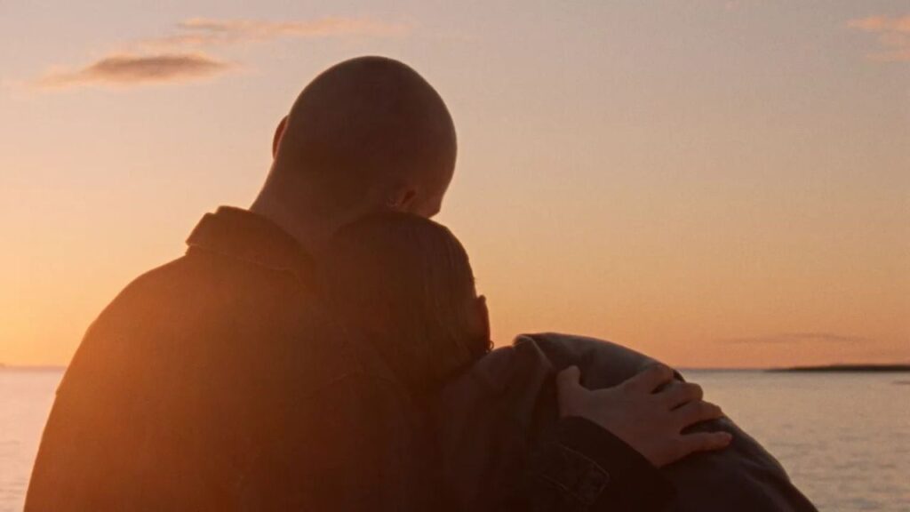 When the light breaks


 movie review