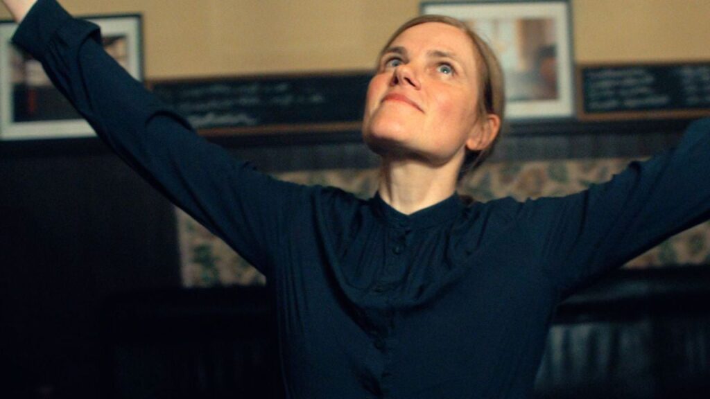 Wilma wants more


 movie review